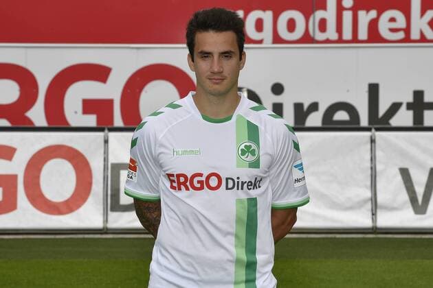 14.07.2016 - SpVgg Greuther Fürth Fuerth - 2. Fußball Bundesliga BL - Saison 2016 2017 - Fototermin Porträttermin - - Sercan Sararer ( 23, SpVgg Greuther Fürth ) - Einzelbild Einzelfoto Portrait Porträt Kopfbild