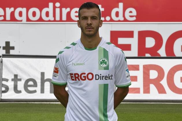 14.07.2016 - SpVgg Greuther Fürth Fuerth - 2. Fußball Bundesliga BL - Saison 2016 2017 - Fototermin Porträttermin - - Zlatko Tripic (17, SpVgg Greuther Fürth ) - Einzelbild Einzelfoto Portrait Porträt Kopfbild