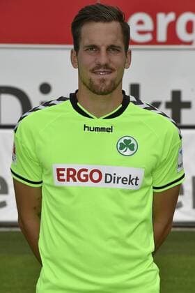 14.07.2016 - SpVgg Greuther Fürth Fuerth - 2. Fußball Bundesliga BL - Saison 2016 2017 - Fototermin Porträttermin - - Balazs Megyeri (24, SpVgg Greuther Fürth ) - Einzelbild Einzelfoto Portrait Porträt Kopfbild