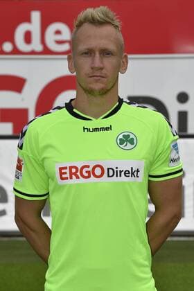 14.07.2016 - SpVgg Greuther Fürth Fuerth - 2. Fußball Bundesliga BL - Saison 2016 2017 - Fototermin Porträttermin - - Sascha Burchert (30, SpVgg Greuther Fürth ) - Einzelbild Einzelfoto Portrait Porträt Kopfbild
