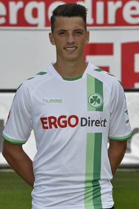 14.07.2016 - SpVgg Greuther Fürth Fuerth - 2. Fußball Bundesliga BL - Saison 2016 2017 - Fototermin Porträttermin - - Nicolai Rapp ( 5, SpVgg Greuther Fürth ) - Einzelbild Einzelfoto Portrait Porträt Kopfbild