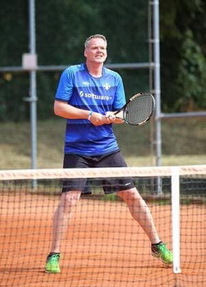 16.07.2016 xcex Deutschland, Darmstadt, Tennis-Trophy bei TEC Darmstadt zugunsten des Projekts DU MUSST KÄMPFEN - Spenden für an Krebs erkrankte Kinder und Jugendliche Vizepräsident vom SV Darmstadt 98 Markus Pfitzner
