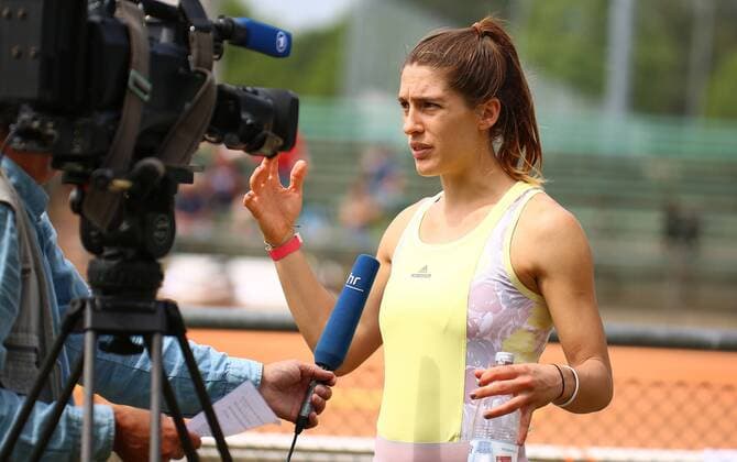 16.07.2016 xcex Deutschland, Darmstadt, Tennis-Trophy bei TEC Darmstadt zugunsten des Projekts DU MUSST KÄMPFEN - Spenden für an Krebs erkrankte Kinder und Jugendliche Tennisprofi Andrea Petkovic im Interview