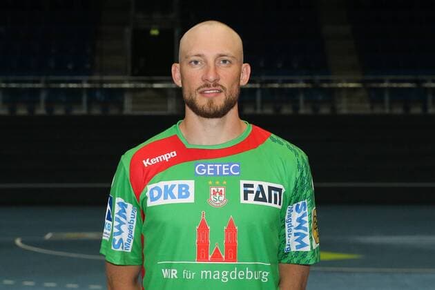 Yves Grafenhorst (SC Magdeburg) - Handball Bundesliga Saison 2016-2017 offizeller Fototermin SC Magdeburg in der GETEC Arena in Magdeburg - Einzelbild,Portrait,Deutschland, Handball, Mann, Maenner,15.07.2016