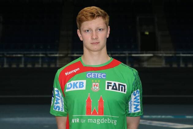 Johannes Wasilewski (SC Magdeburg) - Handball Bundesliga Saison 2016-2017 offizeller Fototermin SC Magdeburg in der GETEC Arena in Magdeburg - Einzelbild,Portrait,Deutschland, Handball, Mann, Maenner,15.07.2016