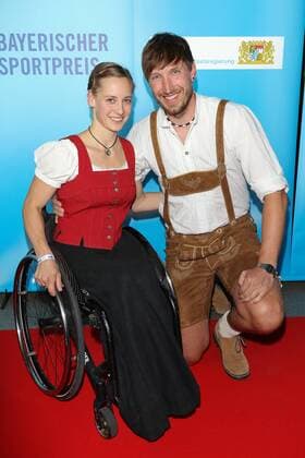 Anna Schaffelhuber mit Freund Michael, Bayerischer Sportpreis 2016 in der BMW Welt in Muenchen am 16.07.2016
