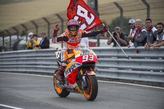 Themen der Woche - Sport Bilder des Tages - SPORT Oberlungwitz, Germany 17.07.2016, MotoGP - Grosser Preis von Deutschland, Race, Der Sieger Marc Marquez (ESP) Repsol Honda Team Honda ( DeFodi503