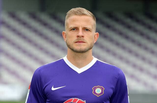 Team Erzgebirge Aue Fußball 2.Bundesliga 2016 17 Aue, 17.07.2016, Erzgebirgsstadion, Fußball, 2.Bundesliga , Porträttermin, Saison 2016 2017 , Im Bild; Nicky Adler. ,