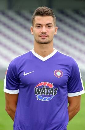 Team Erzgebirge Aue Fußball 2.Bundesliga 2016 17 Aue, 17.07.2016, Erzgebirgsstadion, Fußball, 2.Bundesliga , Porträttermin, Saison 2016 2017 , Im Bild; Julian Riedel. ,