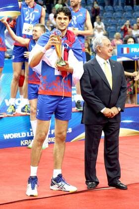 Volleyball, Serbien gewinnt World League Finale 2016.07.17 KRAKOW - TAURON ARENA serbia zwyciesca turnieju FINAL SIX 2016 LIGA SWIATOWA SIATKOWKA NZ SERBIA ZWYCIESCA TURNIEJU FINAL SIX 2016 FETA  LWI160717_094