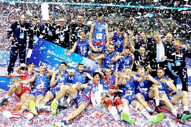 Volleyball, Serbien gewinnt World League Finale 2016.07.17 KRAKOW - TAURON ARENA serbia zwyciesca turnieju FINAL SIX 2016 LIGA SWIATOWA SIATKOWKA NZ SERBIA ZWYCIESCA TURNIEJU FINAL SIX 2016 FETA  LWI160717_101