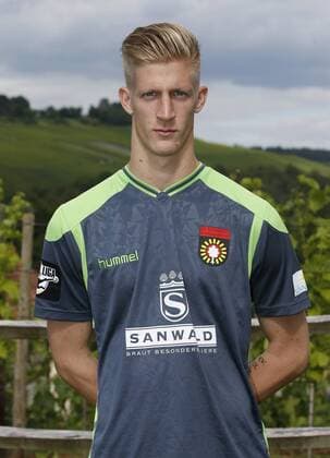 Dominik Traub (SG) . Fototermin SG Sonnenhof Grossaspach 2016-2017 . Großaspach, GER, 15.07.2016 ,Fussball 3. Liga 2016 2017.