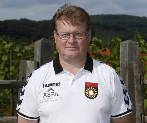 Betreuer Harry Anders 8SG) . Fototermin SG Sonnenhof Grossaspach 2016-2017 . Großaspach, GER, 15.07.2016 ,Fussball 3. Liga 2016 2017.