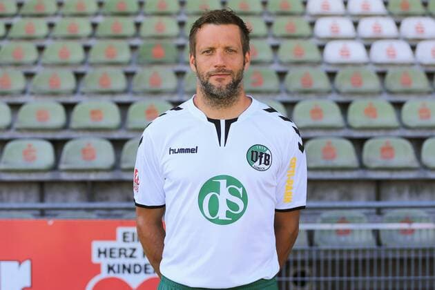 Lübeck, 20. July 2016 Fußball, Saison 2016 2017, Regionalliga Nord, Porträttermin 2016 17 VfB Lübeck: Rolf Martin Landerl (Trainer)