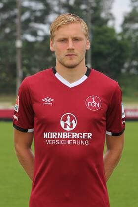 21.07.2016 - 1. FC Nürnberg FCN - 2. Fußball Bundesliga BL - Saison 2016 2017 - Fototermin Porträttermin - MWei - Hanno Behrens (18, 1. FC Nürnberg FCN ) - Einzelbild Einzelfoto Portrait Porträt Kopfbild