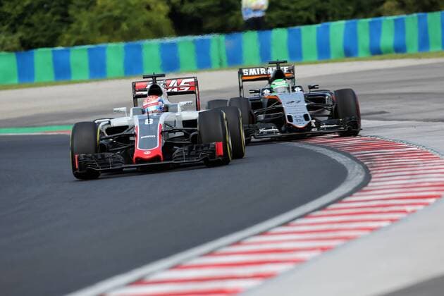 Hungarian Grand Prix, Hungaroring, Budapest 21 - 24 July 2016 22.07.2016 - Free Practice 1, Romain Grosjean (FRA) Haas F1 Team VF-16 and Nico Hulkenberg (GER) Sahara Force India F1 VJM09 