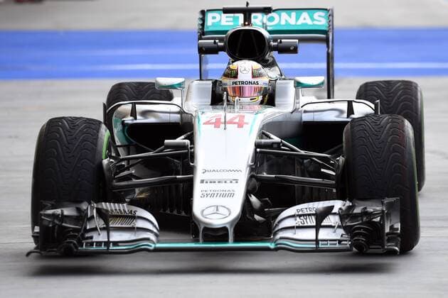 Motorsports: FIA Formula One World Championship WM Weltmeisterschaft 2016, Grand Prix of Hungary, 44 Lewis Hamilton (GBR, Mercedes AMG Petronas Formula One Team), xHOCHxZWEIx