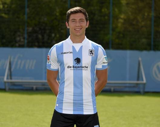 22.07.2016, Fussball 2.Liga 2016 2017, TSV 1860 München, Porträttermin 2016 2017, Maximilian Wittek (TSV 1860 München).