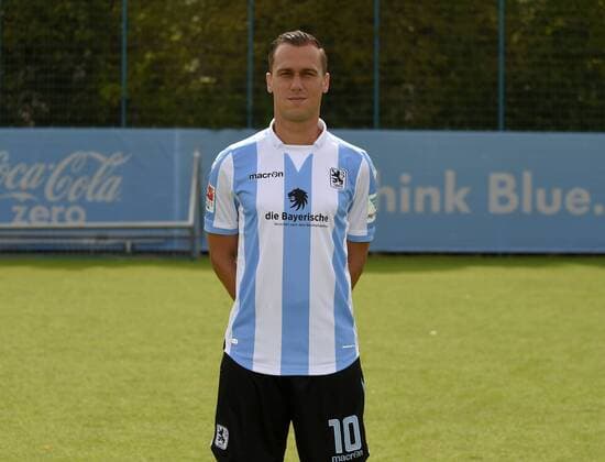 22.07.2016, Fussball 2.Liga 2016 2017, TSV 1860 München, Porträttermin 2016 2017, Michael Liendl (TSV 1860 München)
