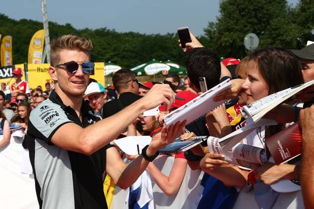 Formel 1, GP Ungarn, Freies Training Hungarian Grand Prix, Hungaroring, Budapest 21 - 24 July 2016 23.07.2016 - Autograph session, Nico Hulkenberg (GER) Sahara Force India F1 VJM09 