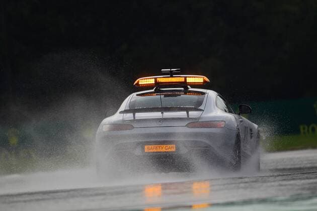 Formel 1, GP von Ungarn, Qualifying in Budapest abgebrochen Hungarian Grand Prix, Hungaroring, Budapest 21 - 24 July 2016 23.07.2016 - Qualifying, Safety car 