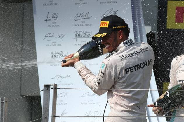 Motorsports: FIA Formula One World Championship WM Weltmeisterschaft 2016, Grand Prix of Hungary, 44 Lewis Hamilton (GBR, Mercedes AMG Petronas Formula One Team), xHOCHxZWEIx