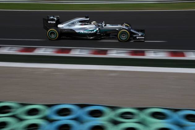 Motorsports: FIA Formula One World Championship WM Weltmeisterschaft 2016, Grand Prix of Hungary, 44 Lewis Hamilton (GBR, Mercedes AMG Petronas Formula One Team), xHOCHxZWEIx