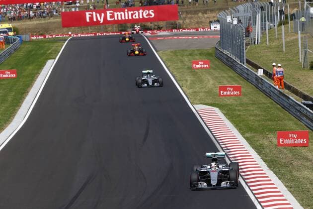 Motorsports: FIA Formula One World Championship WM Weltmeisterschaft 2016, Grand Prix of Hungary, 44 Lewis Hamilton (GBR, Mercedes AMG Petronas Formula One Team), xHOCHxZWEIx