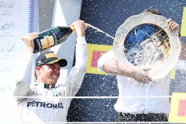 Motorsports: FIA Formula One World Championship WM Weltmeisterschaft 2016, Grand Prix of Hungary, 6 Nico Rosberg (GER, Mercedes AMG Petronas Formula One Team), Ron Meadows (GBR, Mercedes AMG Petronas Formula One Team), xHOCHxZWEIx