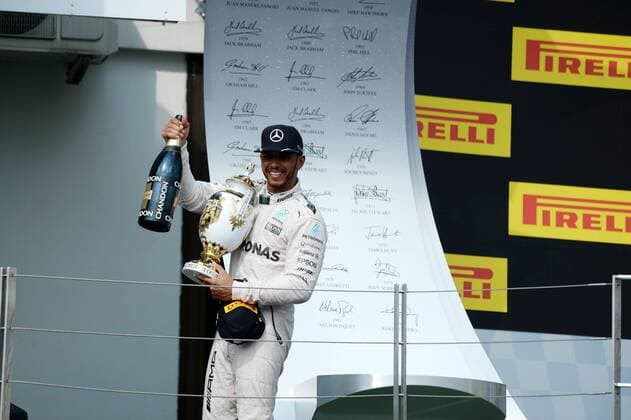 Formel 1, GP Ungarn Hungarian Grand Prix, Hungaroring, Budapest 21 - 24 July 2016 24.07.2016 - Race, Lewis Hamilton (GBR) Mercedes AMG F1 W07 Hybrid race winner 