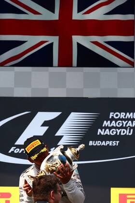 Formel 1, GP Ungarn Hungarian Grand Prix, Hungaroring, Budapest 21 - 24 July 2016 24.07.2016 - Race, Lewis Hamilton (GBR) Mercedes AMG F1 W07 Hybrid race winner 