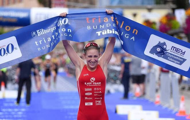 Triathlon 24.07.2016 2. Mey Generalbau Citytriathlon Tuebingen 2016 1. Bundesliga, Frauen Siegerin Jodie Stimpson (GBR, TV Buschhuetten) 