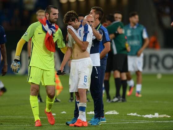 24.07.2016, xmhx, Fussball EM 2016 U19 Finale, Italien - Frankreich, emspor v.l. Alex Meret (Italien), Manuel Locatelli (Italien) Sinsheim