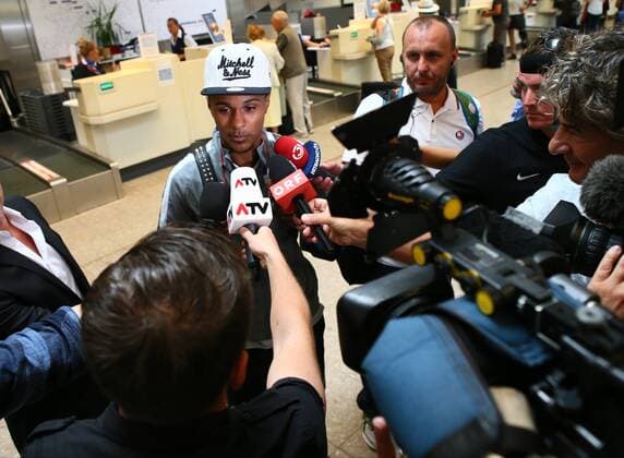 SOCCER - CL, quali, Tirana vs RBS SALZBURG,AUSTRIA,25.JUL.16 - SOCCER - UEFA Champions League, qualification, FK Partizani Tirana vs Red Bull Salzburg, departure from the Salzburg airport. Image shows Valentino Lazaro (RBS). GEPAxpictures xFelixxRoittner