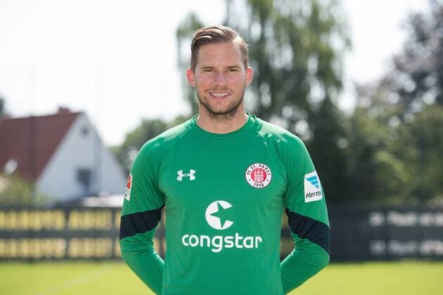 Fußball, GER, 2.Bundesliga, Porträttermin 2016 2017, FC St.Pauli, Torwart Philipp Heerwagen