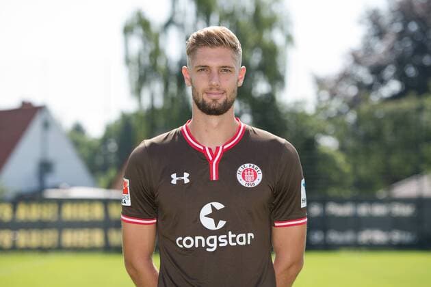 Fußball, GER, 2.Bundesliga, Porträttermin 2016 2017, FC St.Pauli, Lasse Sobiech