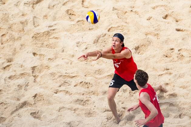 Zuspiel Simon Schmid (FT Freiburg); LBS-Cup Beachvolleyball A-Top, Marktplatz, Offenburg Germany, 20160724; Offenburg Copyright: Wuechnerx xEibner-Pressefoto EP_nwr