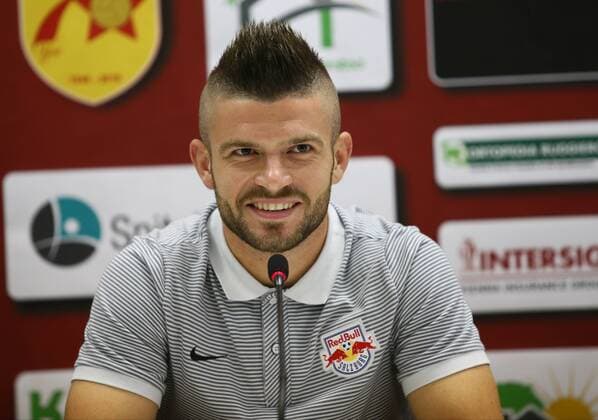 Fußball, CL Quali, Red Bull Salzburg - PK SOCCER - CL, quali, Tirana vs RBS TIRANA,ALBANIA,25.JUL.16 - SOCCER - UEFA Champions League, qualification, FK Partizani Tirana vs Red Bull Salzburg, RBS press conference PK Pressekonferenz Image shows Valon Berisha (RBS). GEPAxpictures xFelixxRoittner
