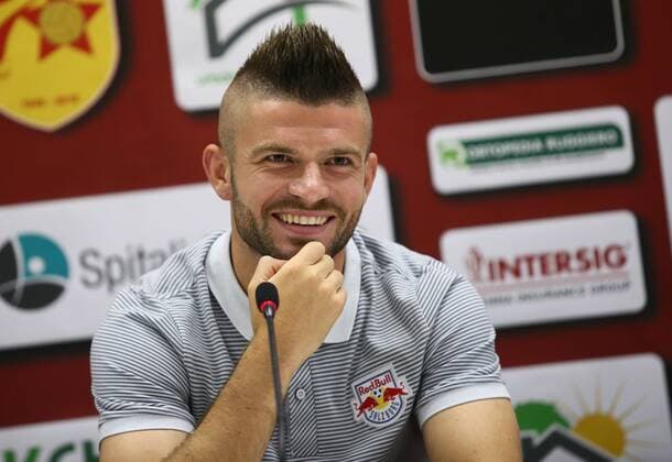 Fußball, CL Quali, Red Bull Salzburg - PK SOCCER - CL, quali, Tirana vs RBS TIRANA,ALBANIA,25.JUL.16 - SOCCER - UEFA Champions League, qualification, FK Partizani Tirana vs Red Bull Salzburg, RBS press conference PK Pressekonferenz Image shows Valon Berisha (RBS). GEPAxpictures xFelixxRoittner