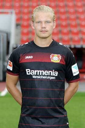 Porträt: Fußball, GER, 1.BL, Bundesliga, Liga, Porträttermin 2016 2017, Bayer Leverkusen: Joel Pohjanpalo (Leverkusen). Einzelbild, Portrait, Porträt.