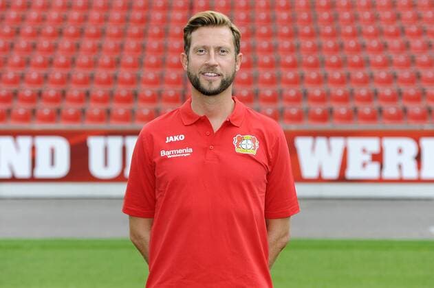 Porträt: Fußball, GER, 1.BL, Bundesliga, Liga, Porträttermin 2016 2017, Bayer Leverkusen: Lars Kornetka (Leverkusen). Einzelbild, Portrait, Porträt.