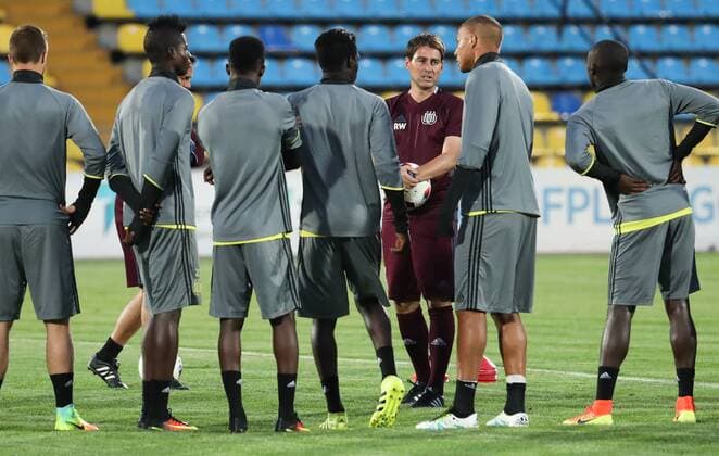Anderlecht s head coach Rene Weiler pictured during a training session of Belgian first league soccer team RSC Anderlecht in Rostov-on-Don, Russia, Monday 25 July 2016. Tomorrow Anderlecht is playing the first leg of the third qualification round for the Champions League competition against Russian team FC Rostov. VIRGINIExLEFOUR  x04898693x