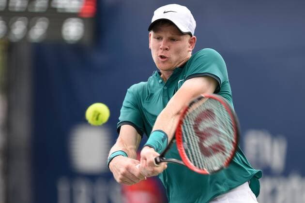 July 25, 2016: Kyle Edmund of Great Britain returns the ball to Steven Diez of Canada during their first round match of the Rogers Cup tournament at the Aviva Centre in Toronto, Ontario, Canada on July 25, 2016. Cal Media TENNIS 2016 - Rogers Cup Toronto July 25 - ZUMAc04_