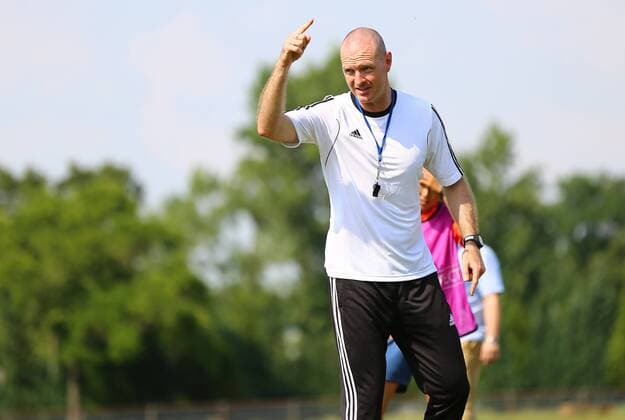 25.07.2016 xcex Deutschland, Frankfurt, Fussball, Frauenfussball Allianz Frauen-Bundesliga Saison 2016 2017 Trainingsauftakt 1. FFC Frankfurt Cheftrainer Matt Ross
