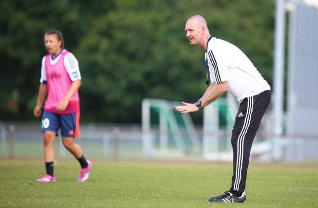 25.07.2016 xcex Deutschland, Frankfurt, Fussball, Frauenfussball Allianz Frauen-Bundesliga Saison 2016 2017 Trainingsauftakt 1. FFC Frankfurt Cheftrainer Matt Ross