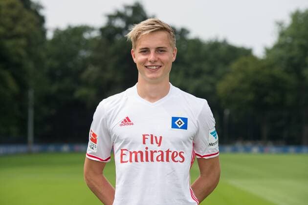 Fußball, GER, 1.Bundesliga, Porträttermin 2016 2017, Hamburger SV, Finn Porath
