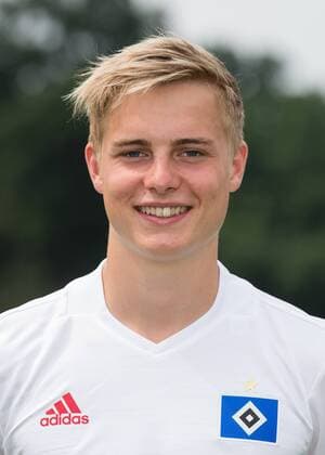 Fußball, GER, 1.Bundesliga, Porträttermin 2016 2017, Hamburger SV, Finn Porath