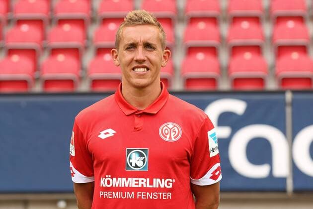 PABLO DE BLASIS FUSSBALL, GER, 1. LIGA, BUNDESLIGA, PORTRAETTERMIN 2016 2017, FSV MAINZ 05 