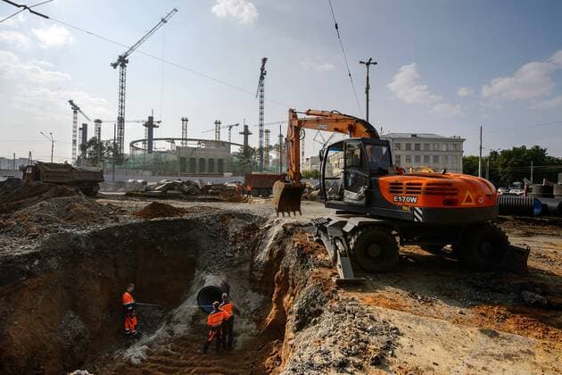FuÃŸball, Zentralstadion in Jekaterinburg im Bau fÃ¼r die FIFA WM 2018 YEKATERINBURG, RUSSIA - JULY 26, 2016: A view of Yekaterinburg Central Stadium (Yekaterinburg Arena) that is currently under renovation. The stadium will host 2018 FIFA World Cup WM Weltmeisterschaft Fussball matches. Donat Sorokin TASS  72454767st