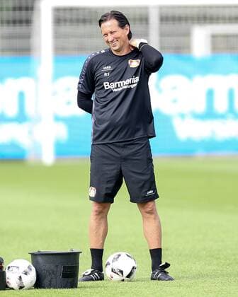 Bilder des Tages - Sport Roger Schmidt (Trainer, Bayer 04 Leverkusen) lacht, Training Bayer 04 Leverkusen, Fussball, 1. Bundesliga, 26.07.2016, Leverkusen Copyright: Deutzmannx xEibner-Pressefoto EP_cdn
